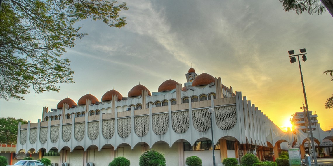 蘇丹伊德里斯沙二世清真寺