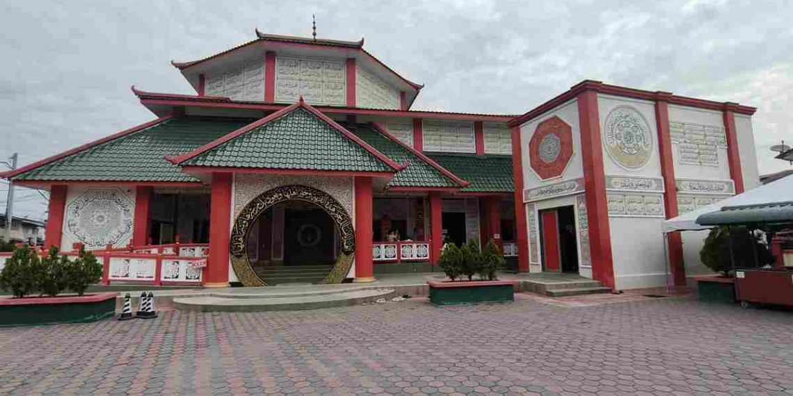 邦咯島慈善清真寺